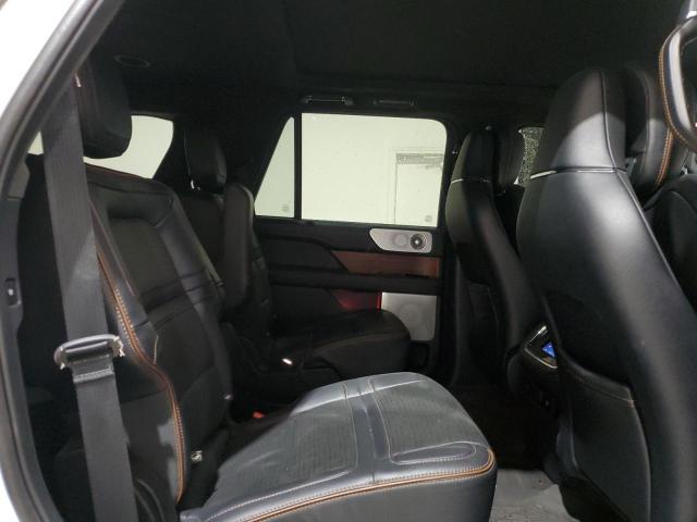 2022 LINCOLN NAVIGATOR - 5LMJJ2TT4NEL00338