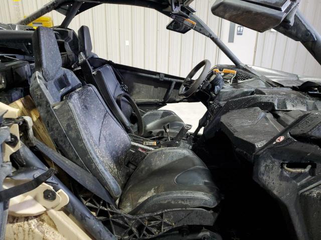 2022 CAN-AM MAVERICK X 3JBVGAV47NE000615