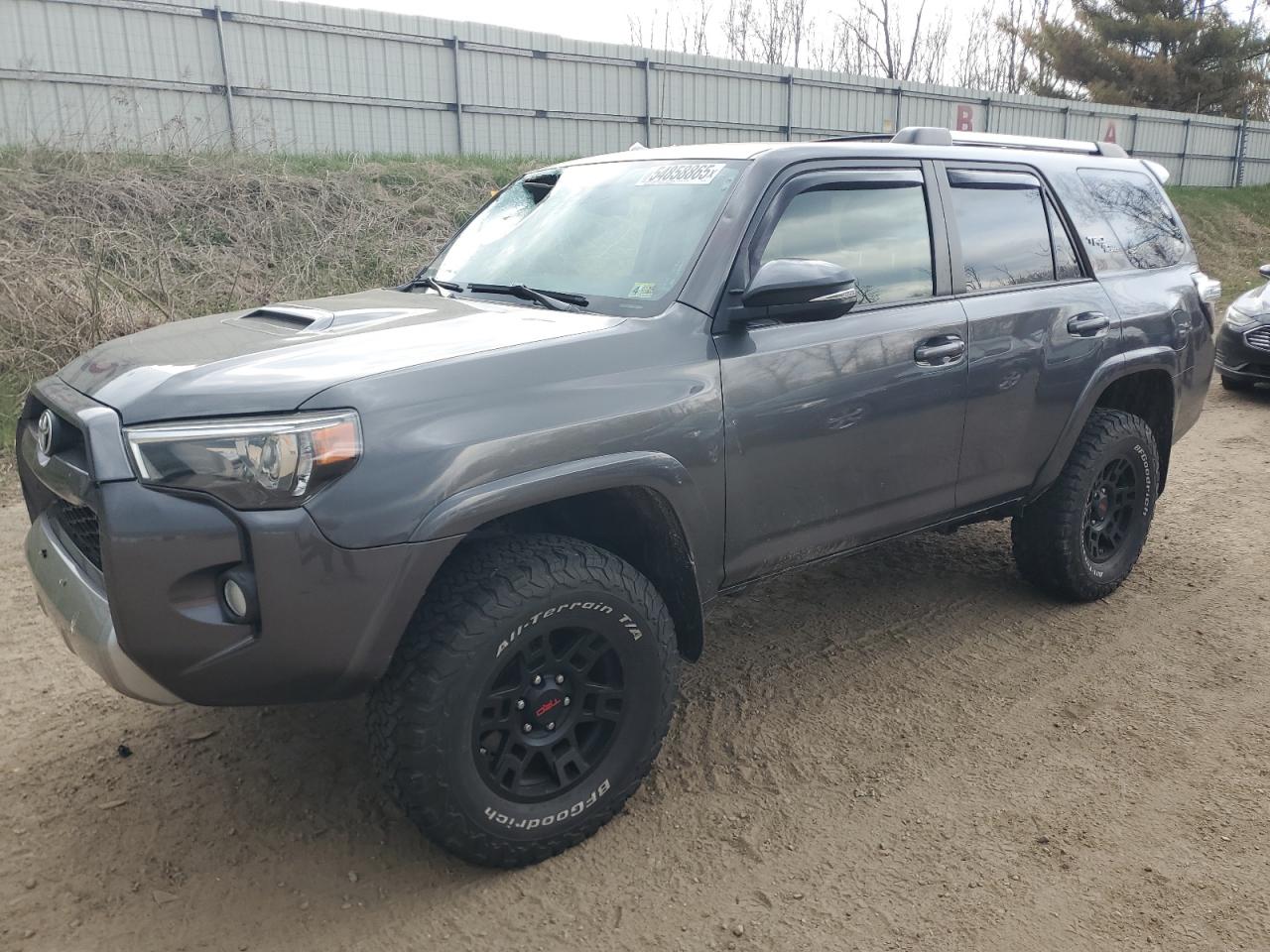 TOYOTA 4RUNNER SR5/SR5 PREMIUM