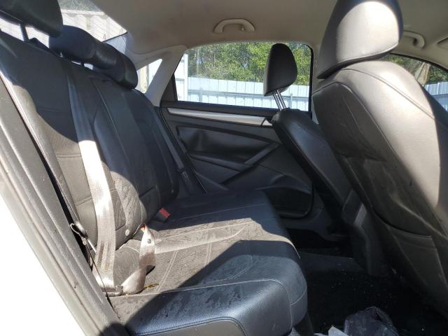 2015 VOLKSWAGEN PASSAT S - 1VWAS7A30FC091078