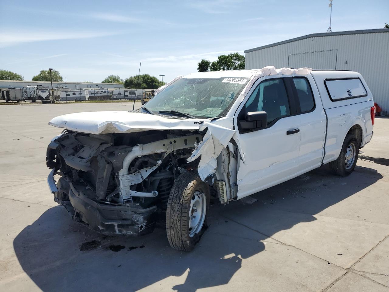 FORD F-150 SUPER CAB