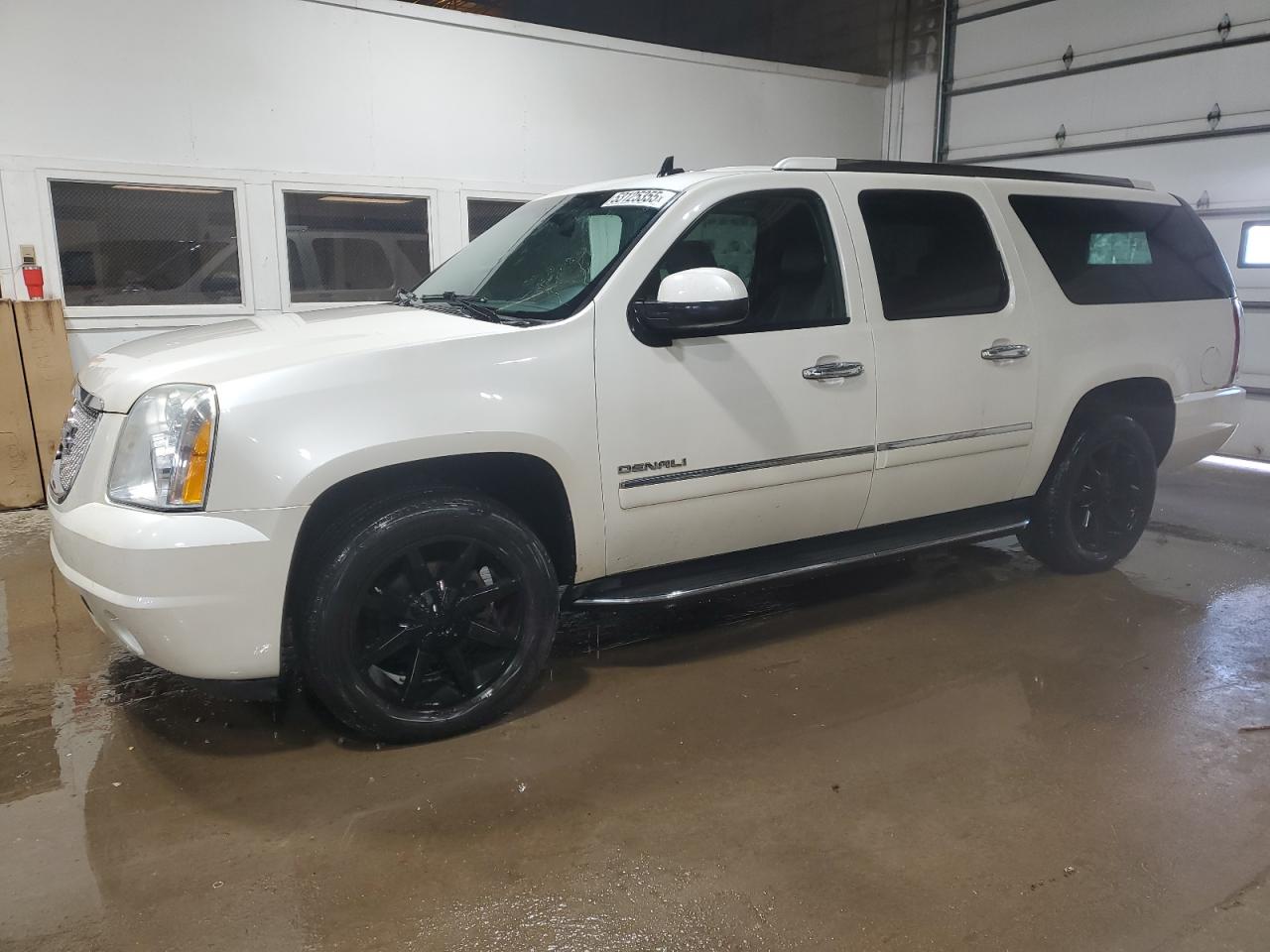 GMC YUKON DENALI