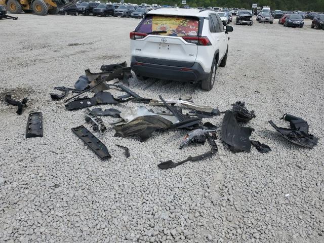 2020 TOYOTA RAV4 XLE - 2T3W1RFV3LC072469