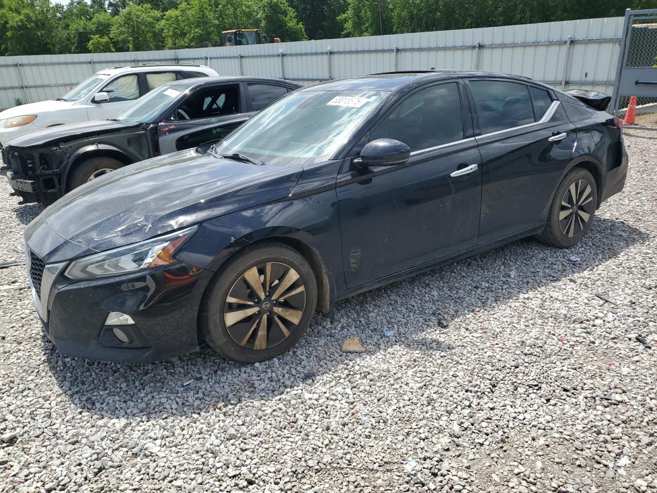 NISSAN ALTIMA SV