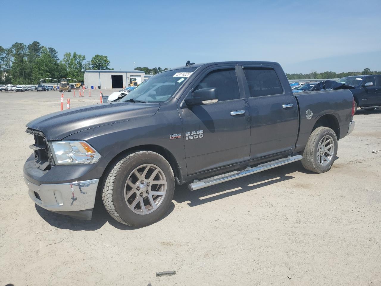 RAM 1500 SLT