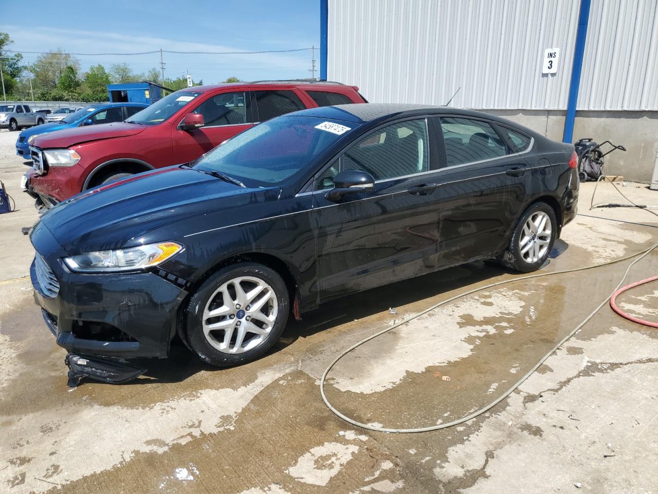 FORD FUSION SE