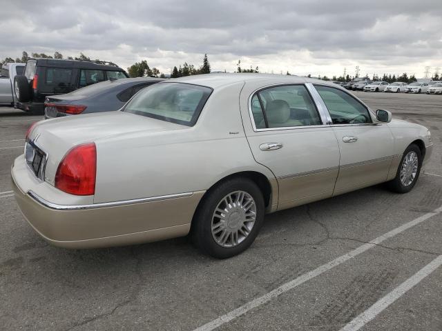 LINCOLN TOWN CAR D 2006 beige  gas 1LNHM83W66Y647739 photo #4
