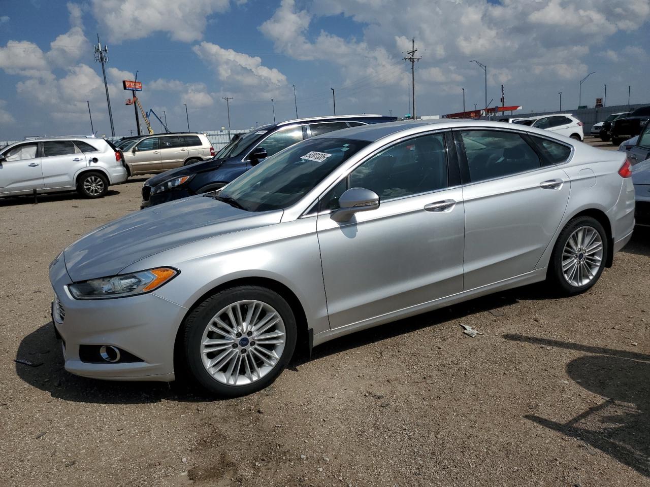 FORD FUSION SE
