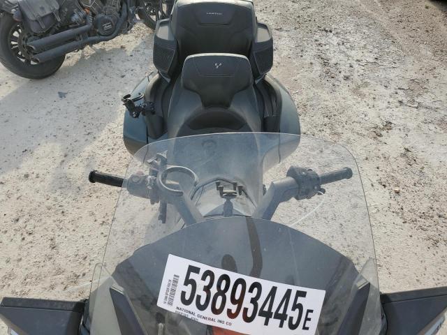 2018 CAN-AM SPYDER ROA 2BXNBDD28JV000670