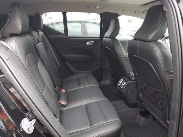2025 VOLVO XC40 PLUS YV4L12UC8S2523037