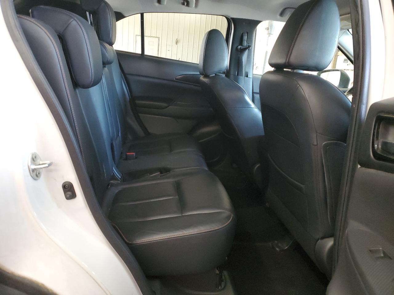 MITSUBISHI ECLIPSE SE