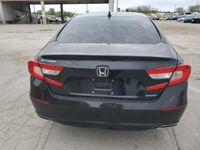 2018 HONDA ACCORD TOU - 1HGCV1F9XJA156828