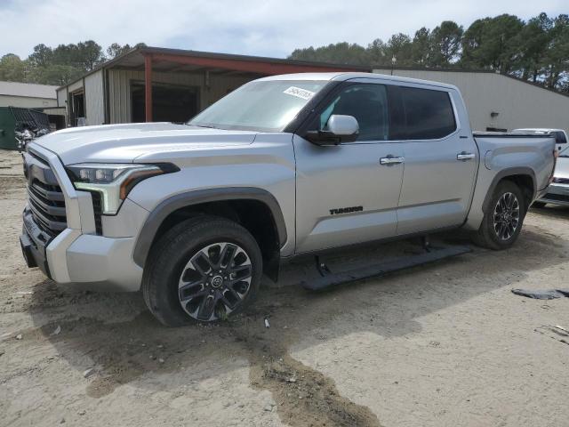 TOYOTA TUNDRA CREWMAX LIMITED