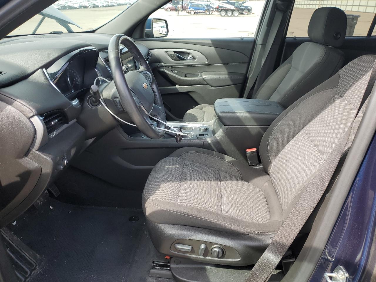 CHEVROLET TRAVERSE LT