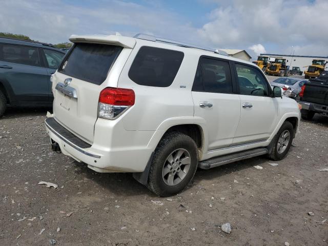 Vin: jtebu5jr1d5118702, lot: 52760615, toyota 4runner sr5 20133