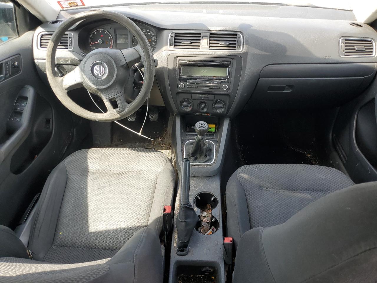 VOLKSWAGEN JETTA BASE