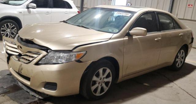 TOYOTA CAMRY BASE