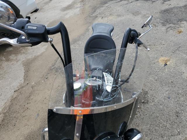 2018 HARLEY-DAVIDSON FLHCS HERI 1HD1YBK15JC049028