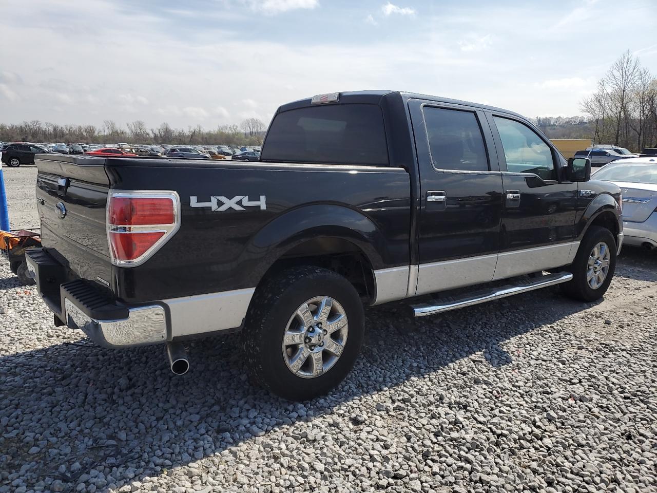 FORD F-150 SUPERCREW