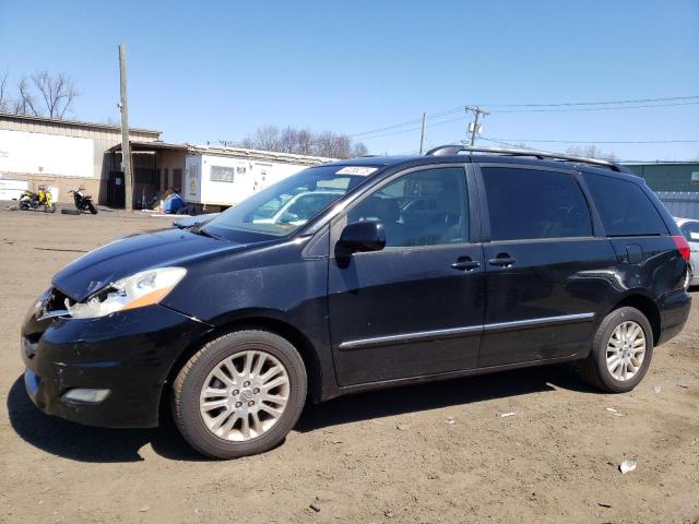 TOYOTA SIENNA XLE