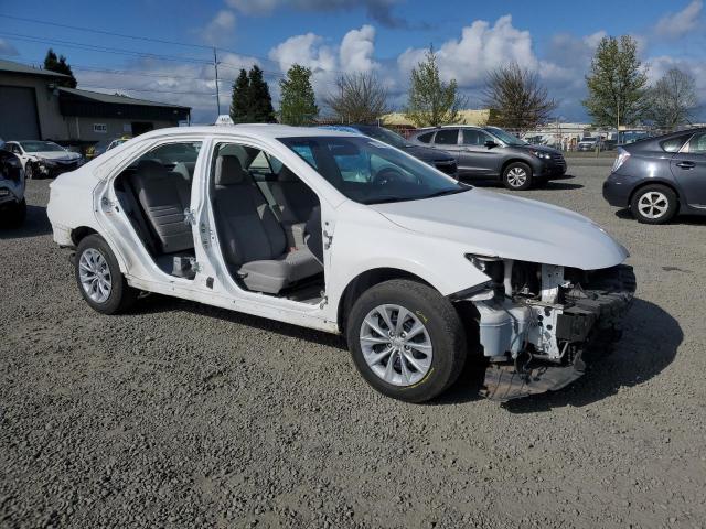 Vin: 4t1bf1fk4hu781711, lot: 53372145, toyota camry le 20174