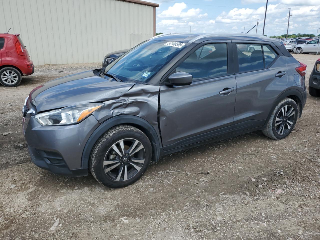 NISSAN KICKS S