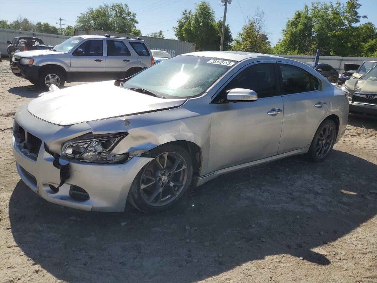 NISSAN MAXIMA S