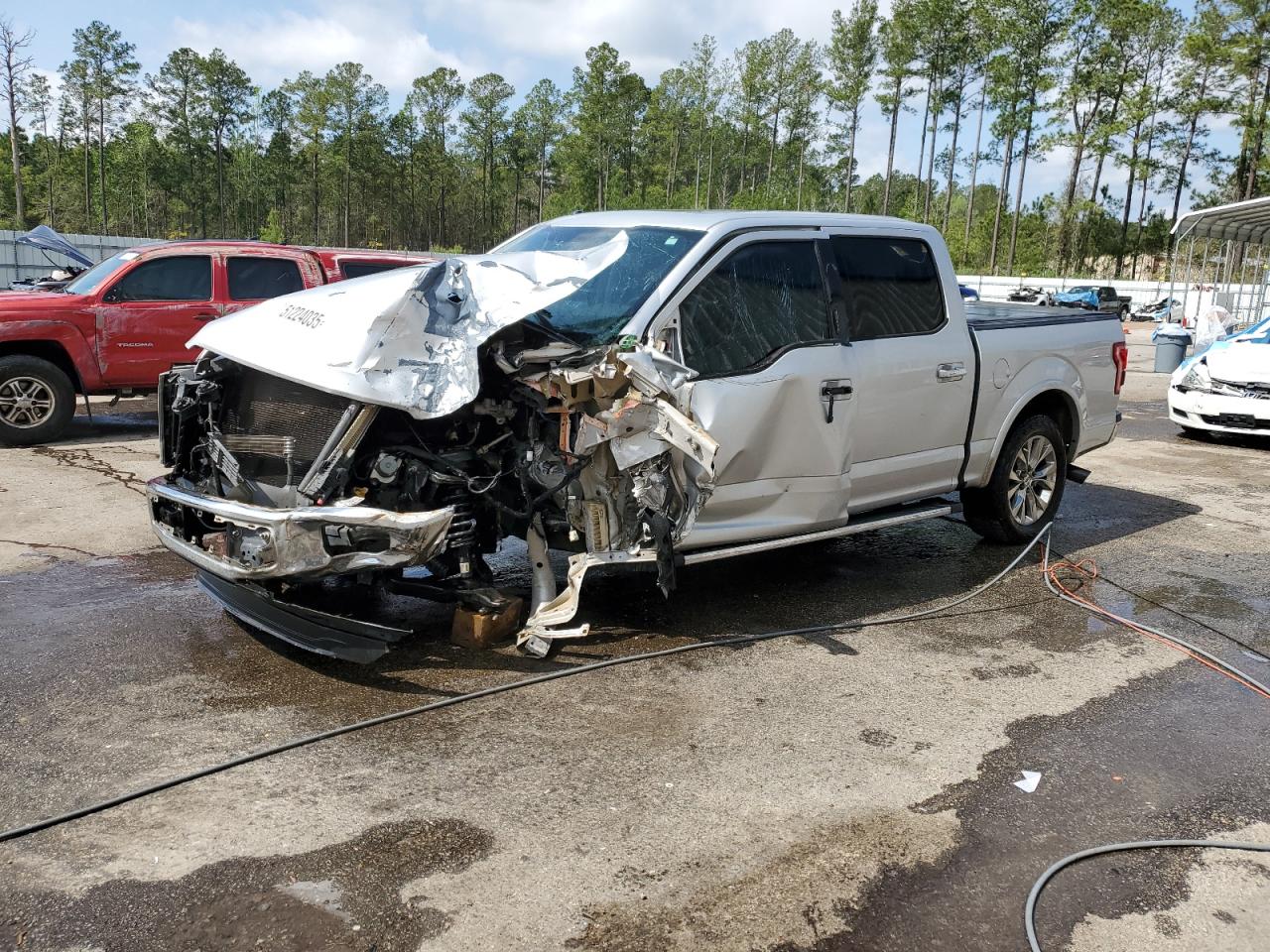 FORD F-150 SUPERCREW