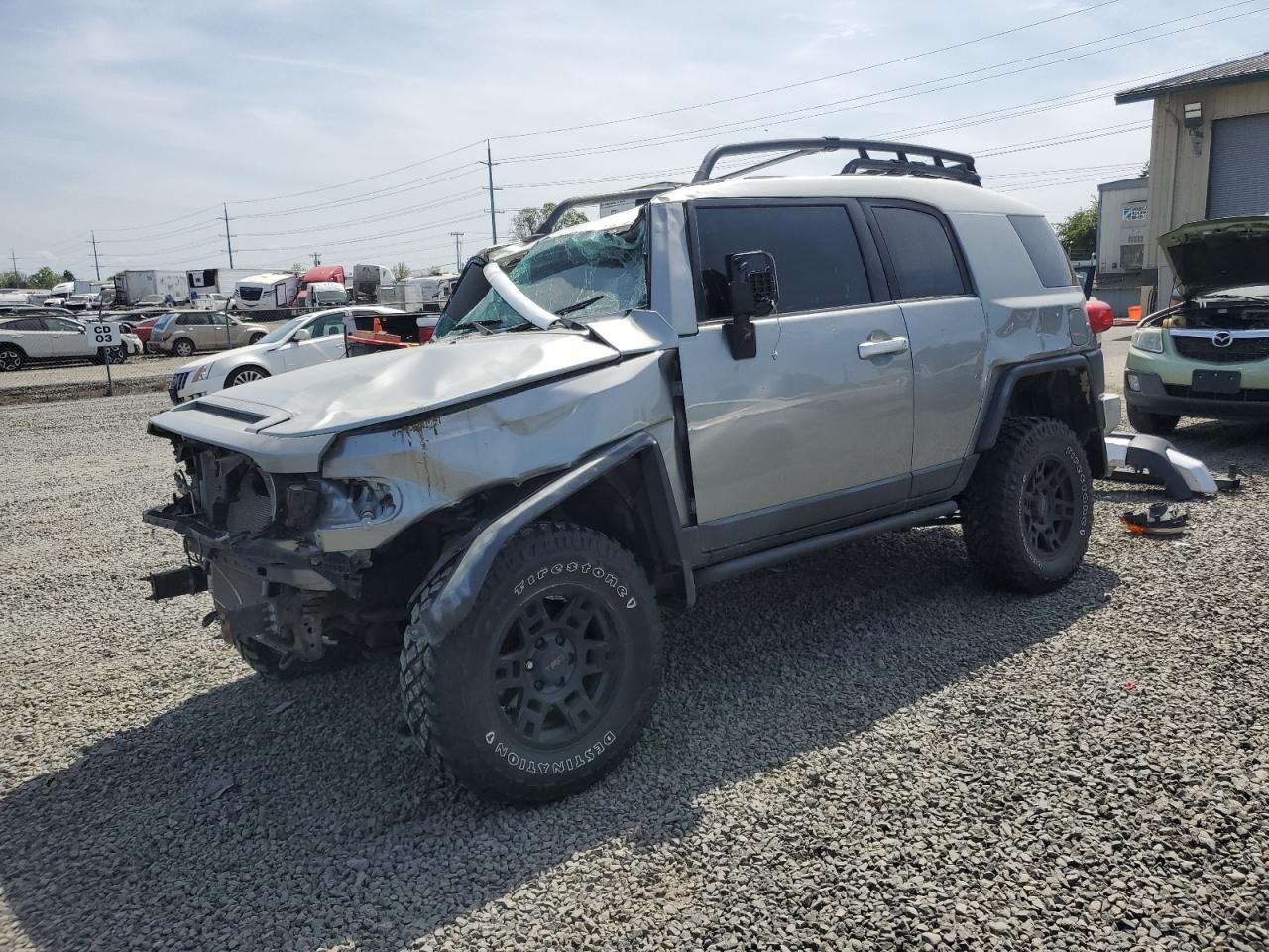 TOYOTA FJ CRUISER