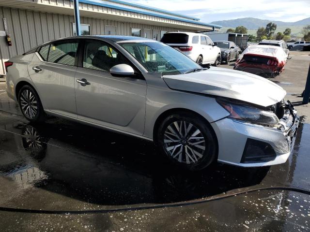 Vin: 1n4bl4dv1pn341682, lot: 52986235, nissan altima sv 20234