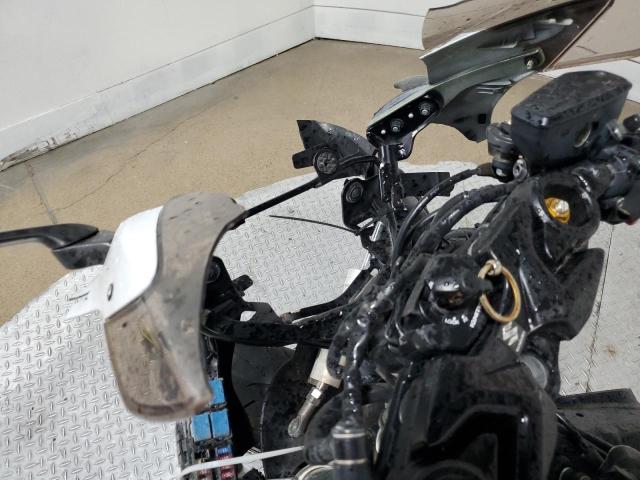 2023 SUZUKI GSX1300 RR JS1EJ11B2P7101125