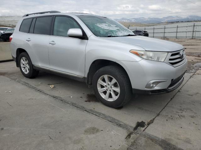 Vin: 5tdbk3eh6cs105744, lot: 51957185, toyota highlander base 20124