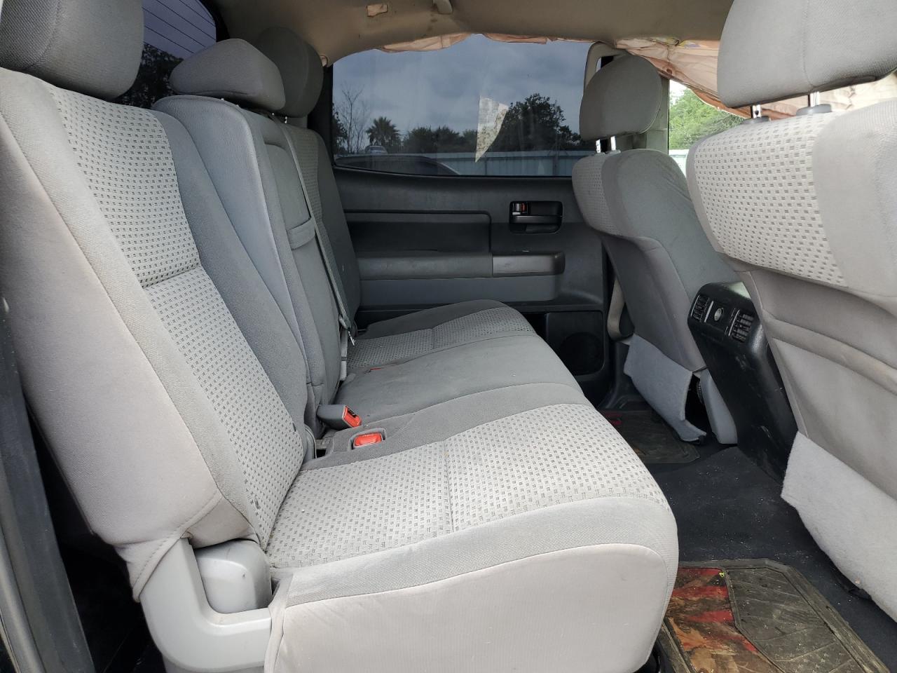 TOYOTA TUNDRA CREWMAX SR5