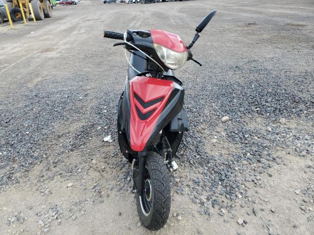 YONG MOPED 2018 red   LL0TCAPH6JY985550 photo #3