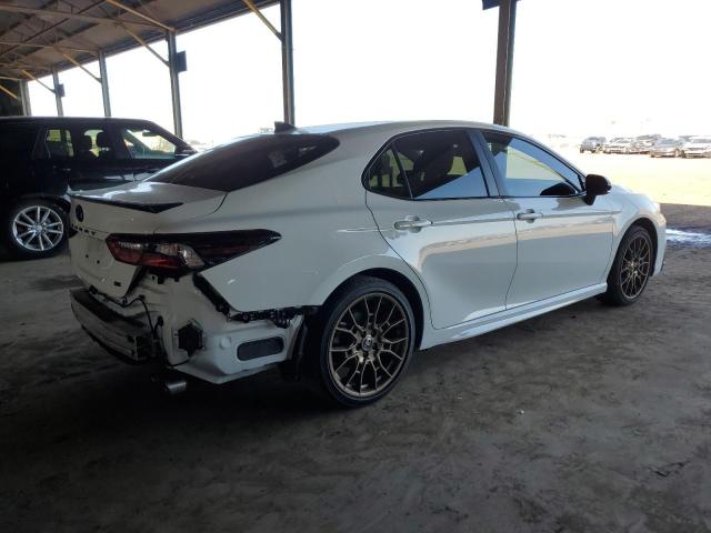 Vin: 4t1t11akxru224409, lot: 52410065, toyota camry se night shade 20243