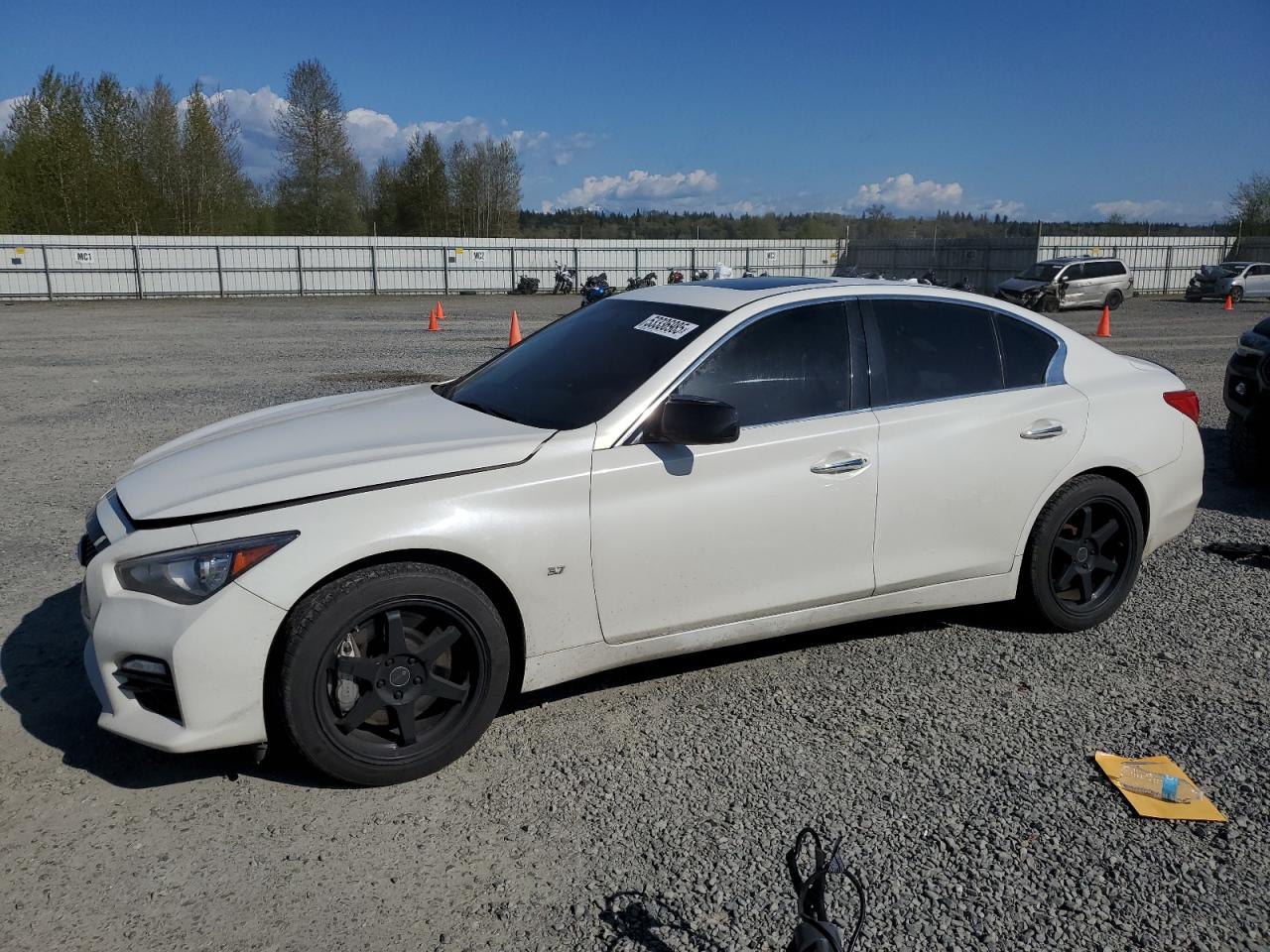 INFINITI Q50 BASE
