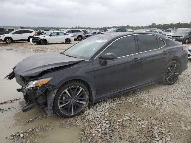 TOYOTA CAMRY XSE