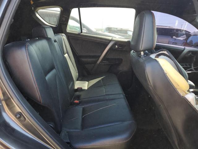2017 TOYOTA RAV4 SE 2T3NFREV2HW331036