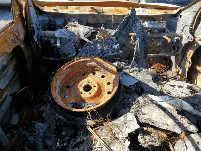 2013 HYUNDAI SANTA FE S - 5XYZUDLA5DG077535