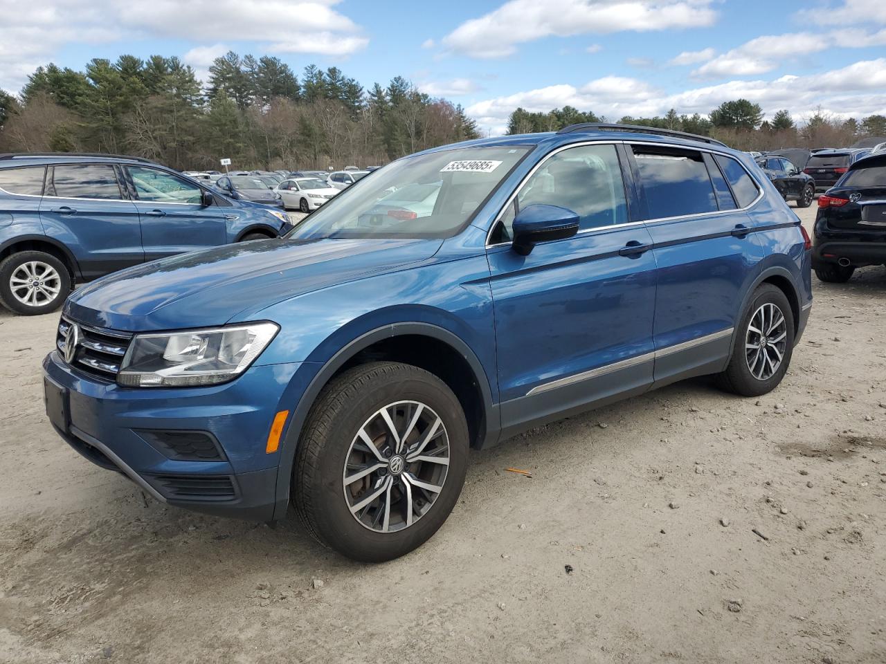 VOLKSWAGEN TIGUAN SE