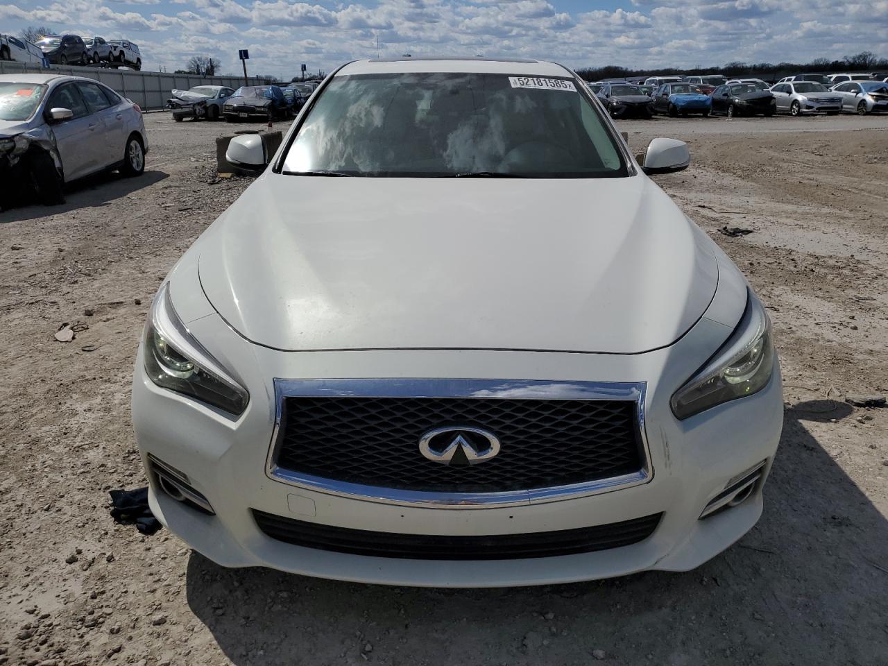 INFINITI Q50 2015