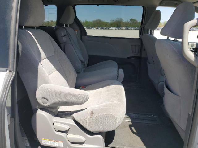 2019 TOYOTA SIENNA LE - 5TDKZ3DC3KS017900