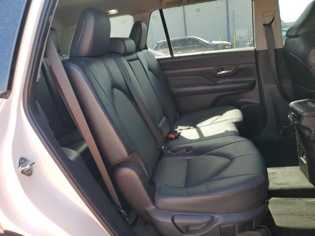 2024 TOYOTA GRAND HIGH - 5TDACAB57RS003174