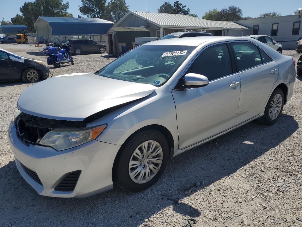 TOYOTA CAMRY L