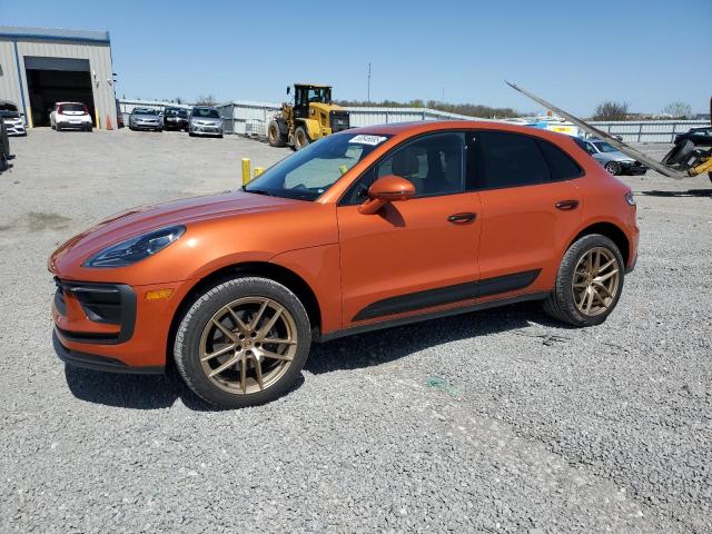 PORSCHE MACAN BASE