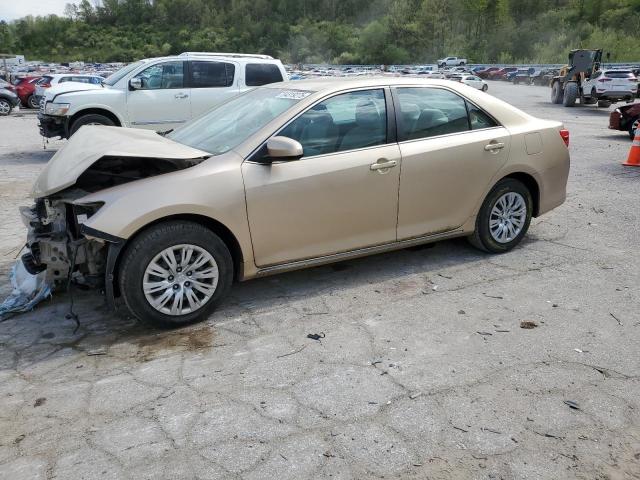 TOYOTA CAMRY BASE
