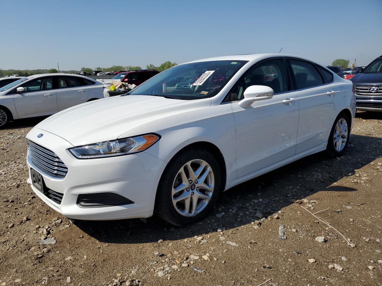 FORD FUSION SE