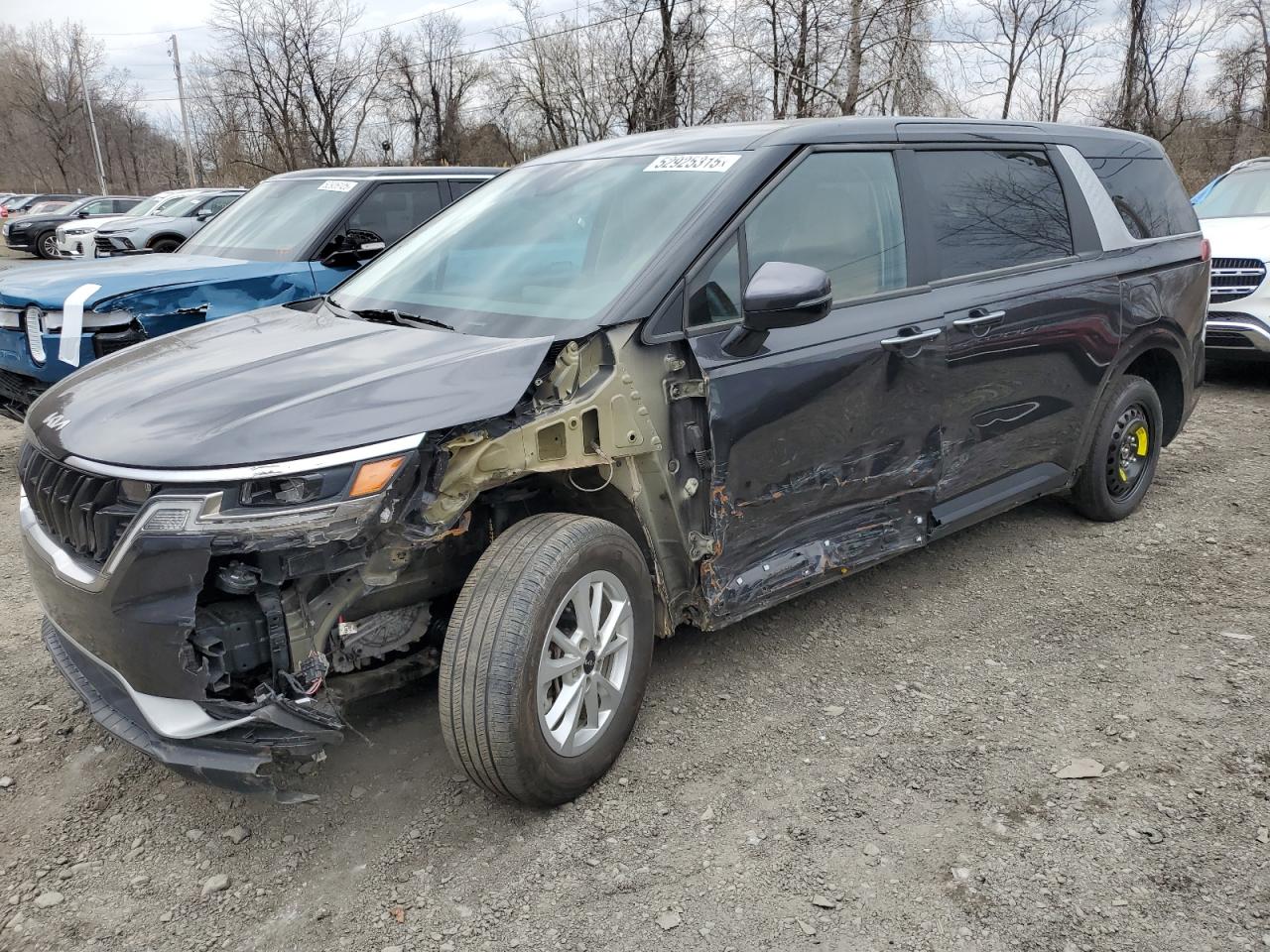 KIA CARNIVAL LX