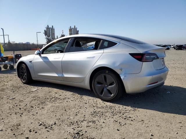 TESLA MODEL 3 2018 silver  electric 5YJ3E1EB7JF065140 photo #3
