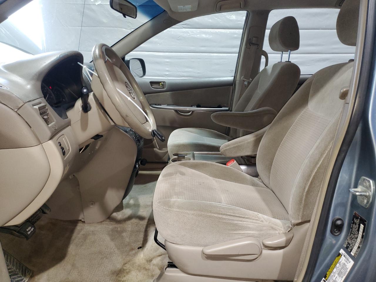 Lot #3266019536 2006 TOYOTA SIENNA CE